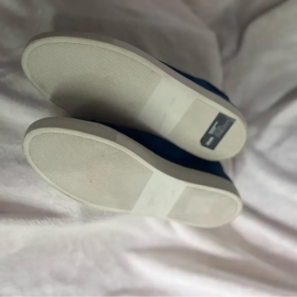 Banana Republic Blue and White Suede Casual Sneakers